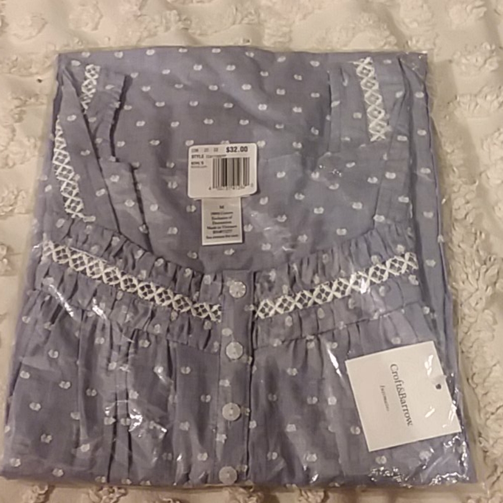 Croft & Barrow medium 100% cotton short nightgown